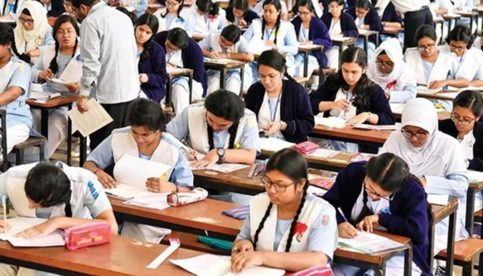 ২০২৬ সালের এসএসসি পরীক্ষা নিয়ে নানা জটিলতায় শিক্ষার্থীরা