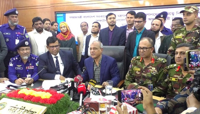 সীমান্তে কোনো উত্তেজনা নেই, পরিস্থিতি স্থিতিশীল: স্বরাষ্ট্র উপদেষ্টা