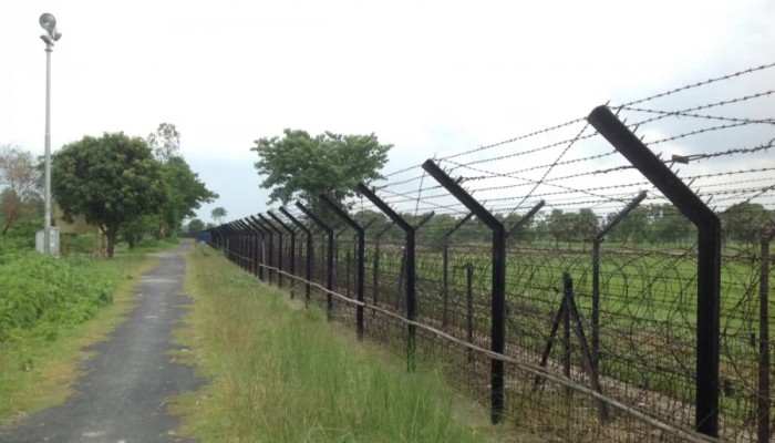 ভারতে সাজা ভোগ শেষে দেশে ফিরল শিশুসহ ২১ বাংলাদেশি