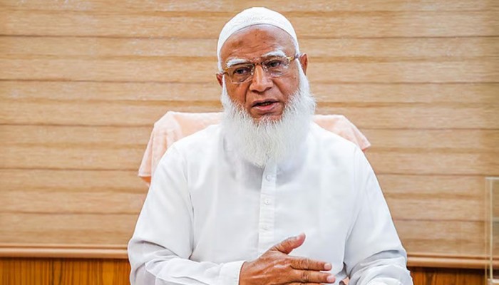 ইতেকাফে বসেছেন জামায়াত আমির