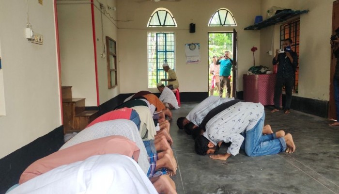 নাজিরপুরে অর্ধশত পরিবারে ঈদ উদযাপন
