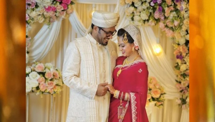 বিয়ে করলেন অভিনয়শিল্পী জামিল-মুনমুন