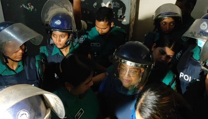 ভোল পালটে হাসিনাকে ‘ফ্যাসিস্ট’ বললেন তুরিন আফরোজ
