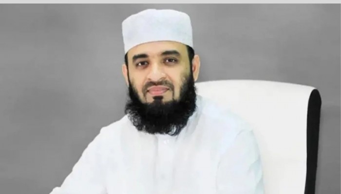 এই মুহূর্তে আছি ‘মার্চ ফর গাজা’র মিছিলে, আপনিও আসুন: আজহারি