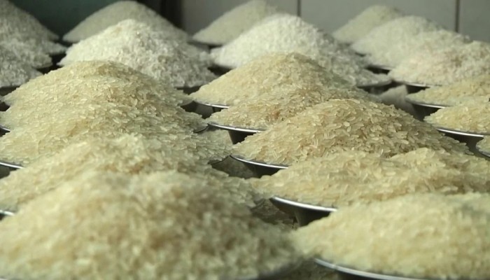 ভিয়েতনাম থেকে এলো সাড়ে ১২ হাজার টন চাল