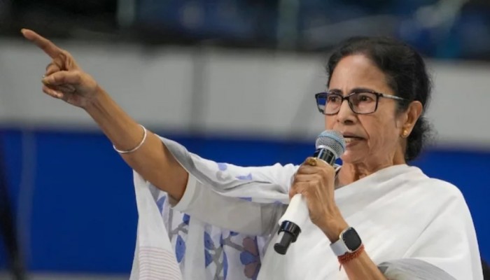 ওয়াকফ আইন নিয়ে বিজেপি-আরএসএসকে দায়ী করে মমতার খোলা চিঠি