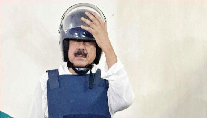 এবার আদালতে ভেংচি কাটলেন শাজাহান খান