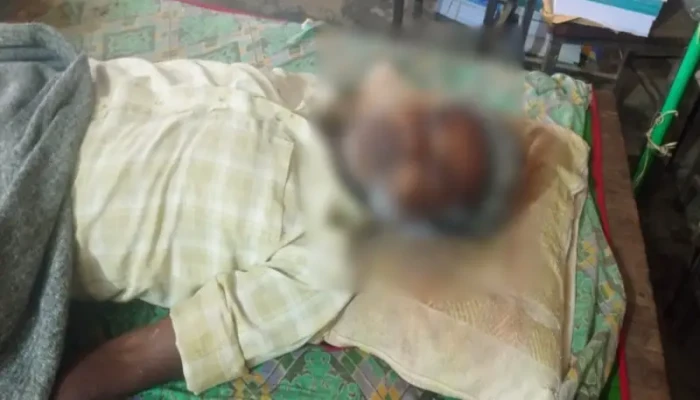 রাজশাহীর স্কুলকক্ষে মিলল নৈশপ্রহরীর লাশ, পাশে কীটনাশকের বোতল