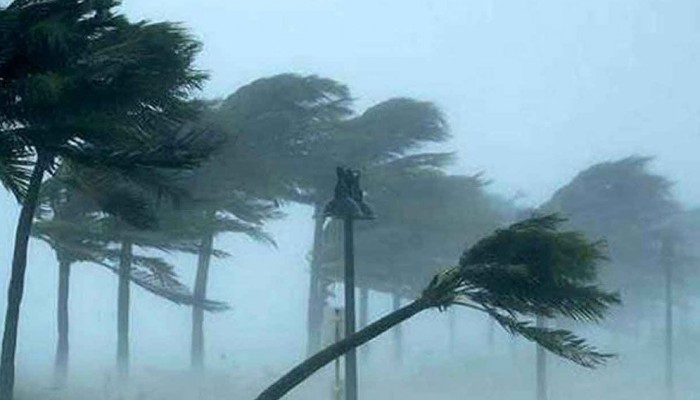 নদীবন্দরগুলোতে সতর্ক সংকেত, ১৪ জেলায় ঝড়ের আভাস