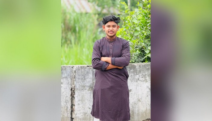 স্কুলছাত্রকে কুপিয়ে হত্যা, আটক ২
