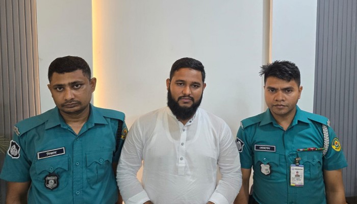 নারীকে লাথি মেরে বহিষ্কার, জামায়াতের সেই কর্মী গ্রেপ্তার