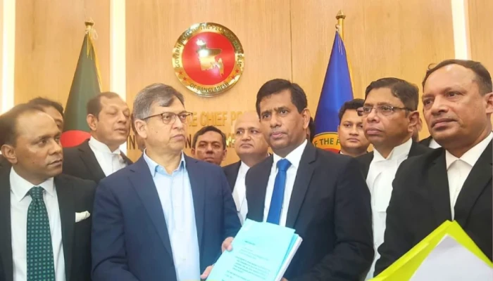 নিজের গুম নিয়ে ট্রাইব্যুনালের প্রসিকিউশনে অভিযোগ দিলেন সালাহউদ্দিন আহমেদ