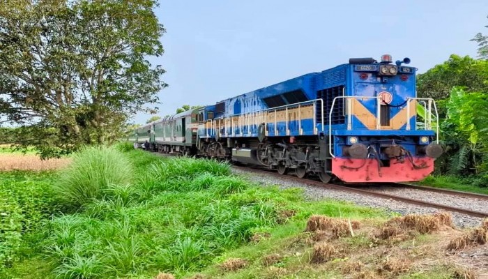 তিন ঘণ্টা পর সচল রাজশাহীর রেল যোগাযোগ