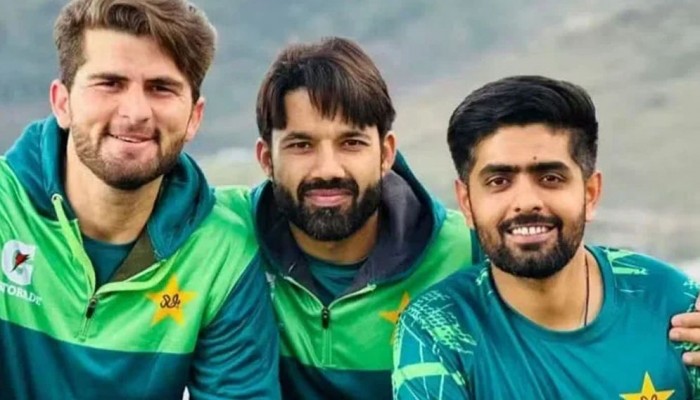 বাবর রিজওয়ান আফ্রিদিকে ছাড়াই বাংলাদেশে আসছে পাকিস্তান