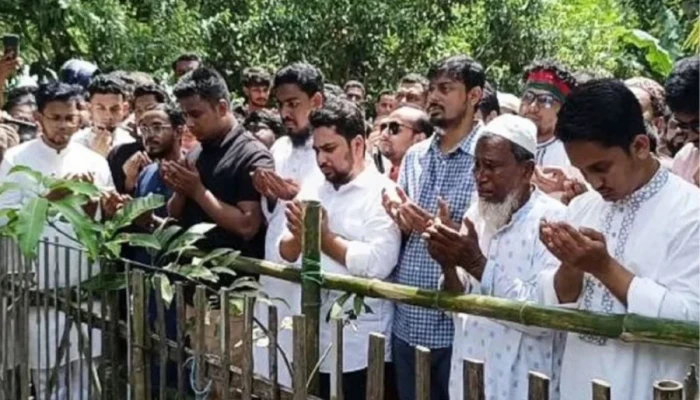 আবু সাঈদের কবর জিয়ারতের মধ্য দিয়ে এনসিপির জুলাই পদযাত্রা শুরু