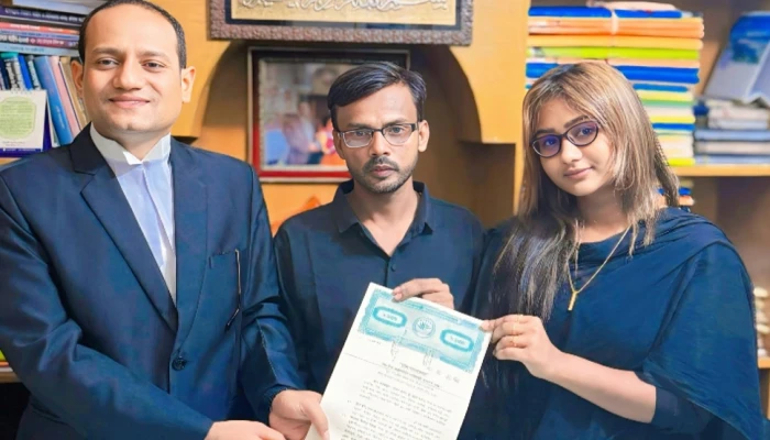 সব মামলার অবসান ঘটিয়ে এক হলেন হিরো আলম-রিয়ামনি