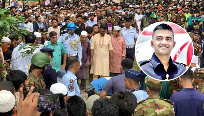 চোখের জলে পাইলট তৌকিরকে শেষ বিদায়