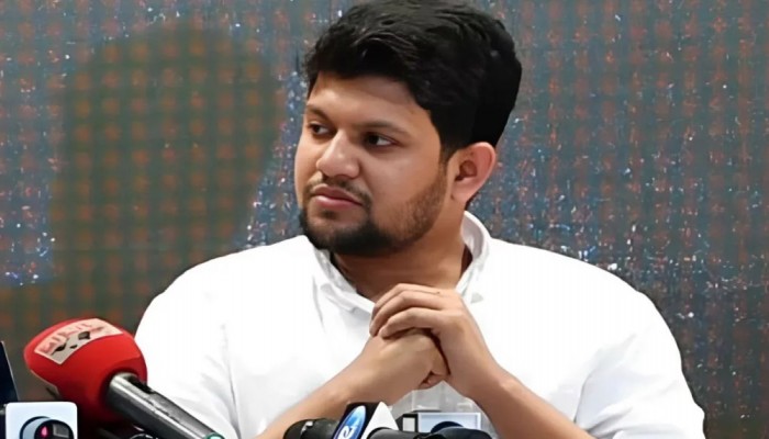 মাইলস্টোন ট্র্যাজেডিতে পূর্ণাঙ্গ তদন্তে শিগগিরই কমিটি গঠিত হচ্ছে : মাহফুজ আলম