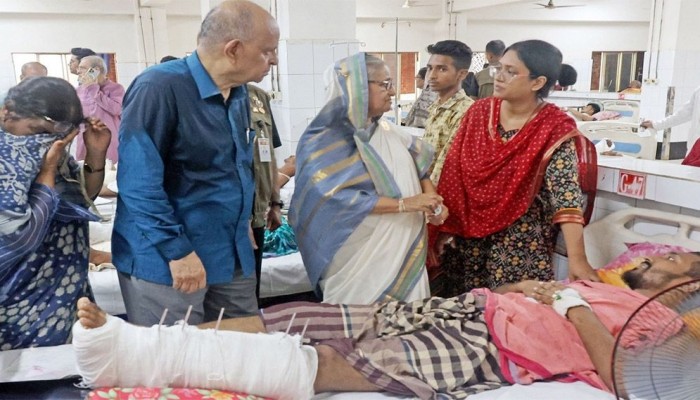 হাসপাতালে ‘নো ট্রিটমেন্ট নো রিলিজ’ নির্দেশ দেন শেখ হাসিনা