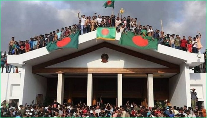 ৫ আগস্ট সরকারি ছুটি: বন্ধ থাকবে ব্যাংকসহ যেসব প্রতিষ্ঠান
