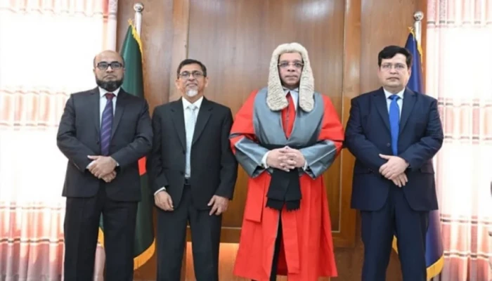 পিএসসির নতুন তিন সদস্যকে শপথ পড়ালেন প্রধান বিচারপতি