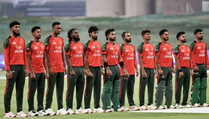 ‘সবাই মিলে বাজে খেলেছি, সবাই মিলে হেরেছি’