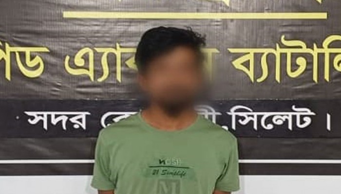 নওগাঁয় গৃহবধূ হত্যার মূলহোতা তানভীর গ্রেফতার: র‌্যাবের যৌথ অভিযান