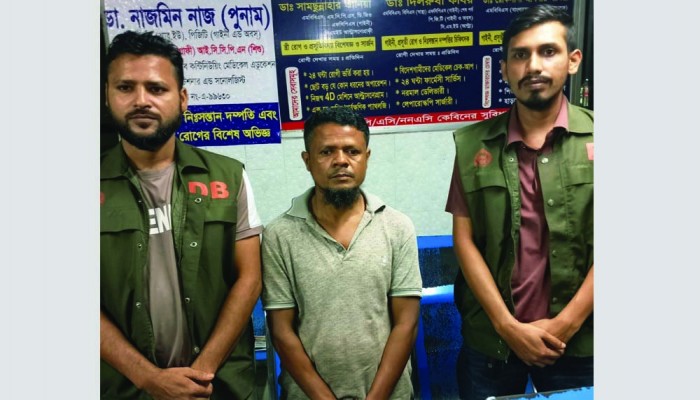 কবরস্থানে ফেলে যাওয়া সেই শিশুর ঘটনায় জড়িত ব্যক্তি আটক