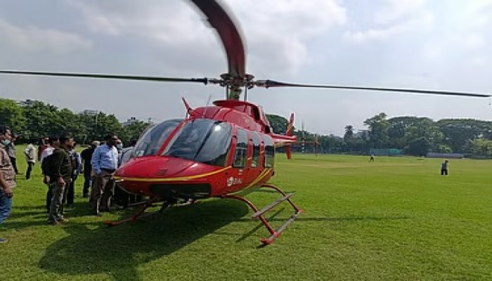 সড়ক দুর্ঘটনায় আহত রাজশাহী বিশ্ববিদ্যালয়ের শিক্ষককে ঢাকায় পাঠানো হলো
