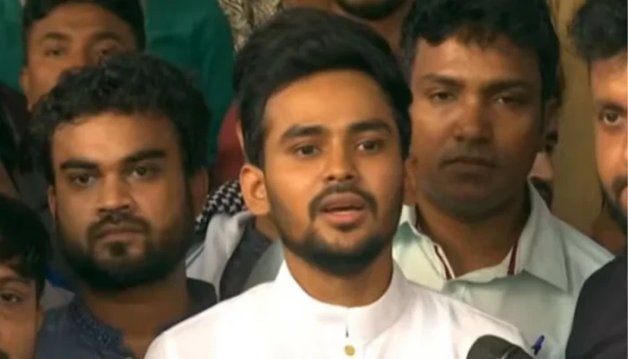 সরকারের সঙ্গে আলোচনা করে পদত্যাগের বিষয়ে দ্রুতই জানাবেন উপদেষ্টা আসিফ