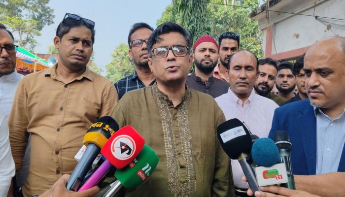 বাসে আগুন দিয়ে আ.লীগ প্রমাণ করেছে কেন তাদের নিষিদ্ধ করা হয়েছে