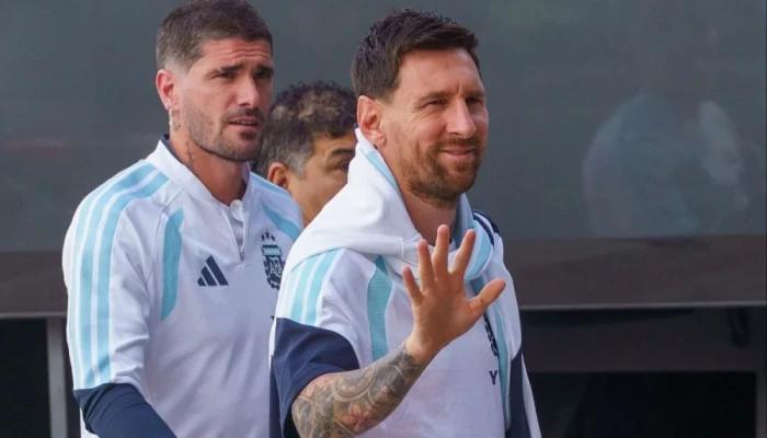 ক্যাম্প ন্যুর বাইরে নির্মিত হবে মেসির ভাস্কর্য, চলছে নকশা তৈরির কাজ