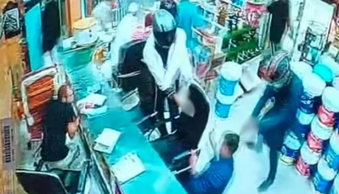 বিদেশ থেকে সেই যুবদল নেতাকে হত্যার নির্দেশ, খুন করে ভাড়াটে সন্ত্রাসীরা