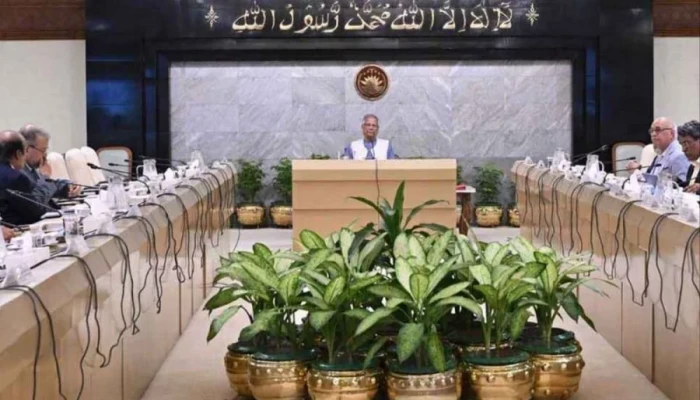 ভূমিকম্পের প্রস্তুতি নিয়ে জরুরি বৈঠকে প্রধান উপদেষ্টা