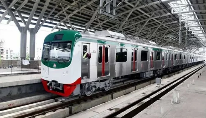 মেট্রোরেলের যাত্রী কমেছে ১০ শতাংশ