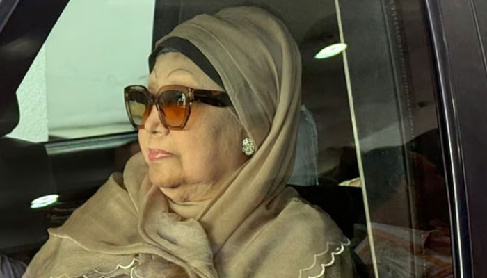 খালেদা জিয়াকে রাষ্ট্রের ‘অতি গুরুত্বপূর্ণ ব্যক্তি’ ঘোষণা