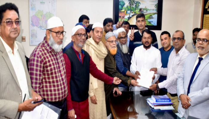 রাজশাহীতে প্রথম মনোনয়নপত্র সংগ্রহ করলেন মিনু