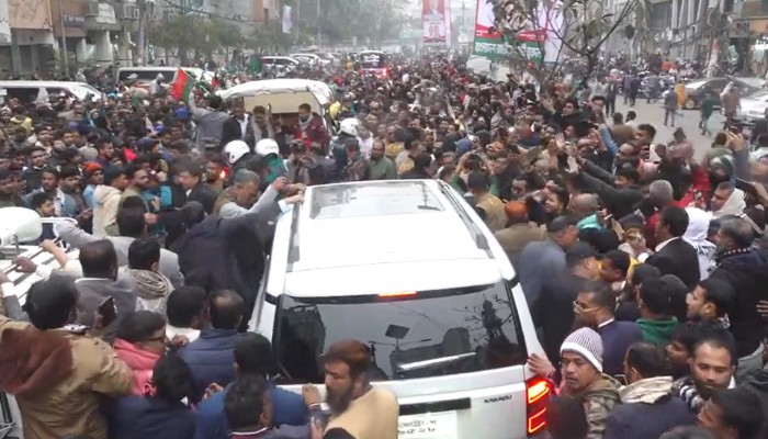 দেড় যুগ পর দলের কেন্দ্রীয় কার্যালয়ে তারেক রহমান