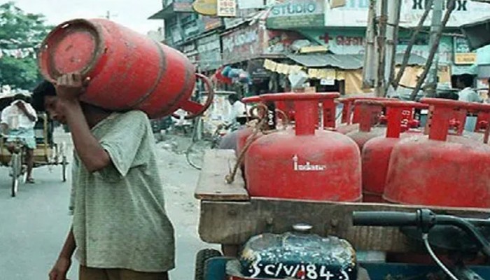 এলপিজির দাম বাড়বে কি না, জানা যাবে রোববার