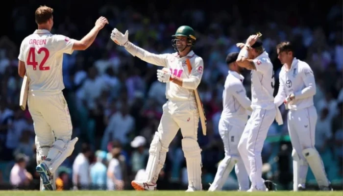 শেষ দিনে ইংল্যান্ডের ভরাডুবি, সিডনি টেস্ট জিতে ৪–১ ব্যবধানে অ্যাশেজ জিতল অস্ট্রেলিয়া