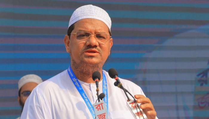 জুলাই গণঅভ্যুত্থান রক্ষা করতে গণভোটে ‘হ্যাঁ’ জয়ী করতে হবে: পীর সাহেব চরমোনাই