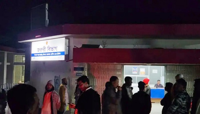 টেকনাফে দুই গ্রুপের গোলাগুলিতে কিশোরী নিহত