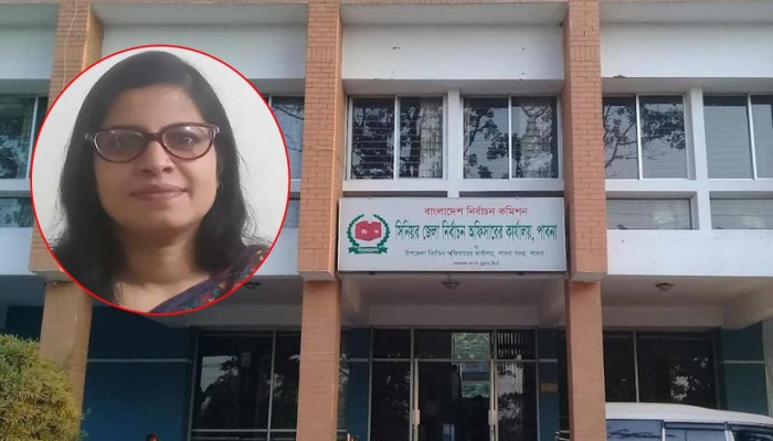 পাবনায় তথ্য গোপন করে নিজ জেলায় চাকরির অভিযোগ, নির্বাচন কর্মকর্তার বদলি দাবি