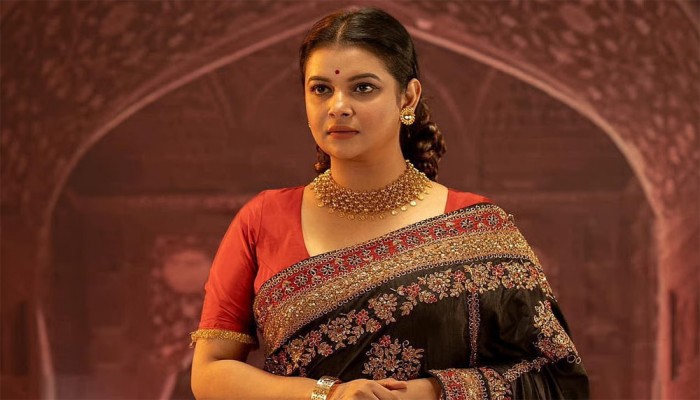 এমন স্বামী পাওয়া আল্লাহর নিয়ামত ছাড়া কিছু নয় : শবনম ফারিয়া