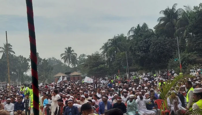 কক্সবাজারে জামায়াত আমিরের প্রতিক্ষায় কানায় কানায় পূর্ণ জনসভাস্থল