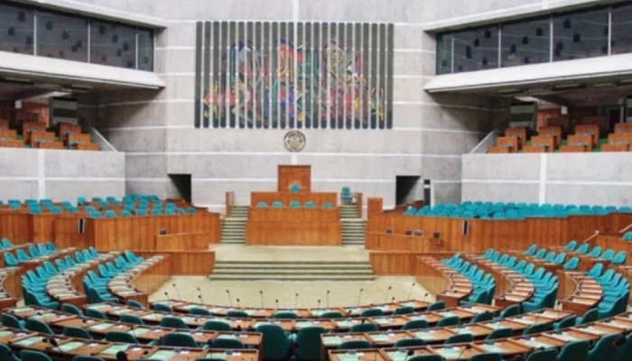 ছায়া মন্ত্রিসভা কী, কিভাবে কাজ করে?