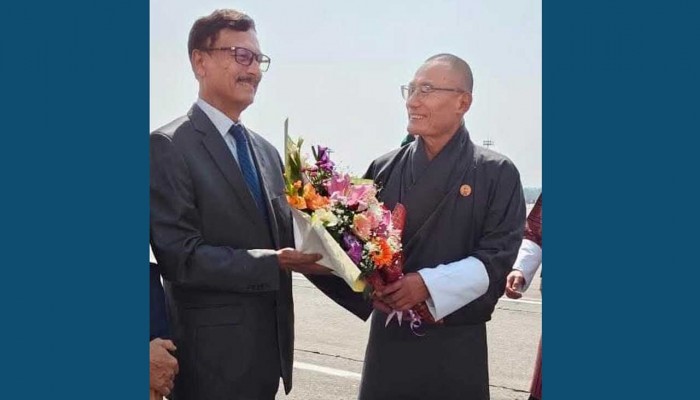 মন্ত্রিসভার শপথ অনুষ্ঠানে যোগ দিতে ঢাকায় ভুটানের প্রধানমন্ত্রী