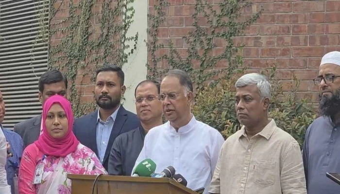 তেলের ২ জাহাজ আসছে পরশু, উদ্বেগের কারণ নেই: জ্বালানি মন্ত্রী