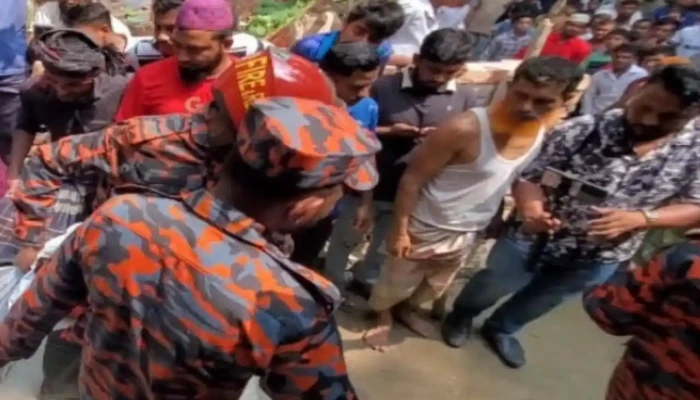 প্রবাসীর স্ত্রীর সঙ্গে ফোনালাপ, সেপটিক ট্যাংকে মিলল যুবকের লাশ