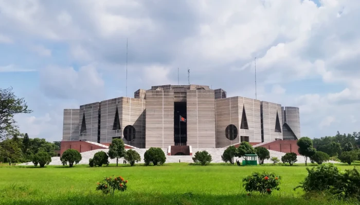 জাতীয় সংসদের দক্ষিণ প্লাজার ঈদের জামাত সকাল ৮টায়